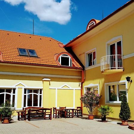 Hotel Sormester Szarvas Esterno foto